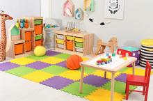 visuel-pour-article-Choisir-sa-micro-creche-scaled